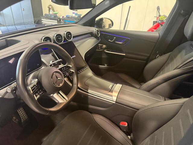 Mercedes-Benz GLC-KLASSE 400e 4MATIC AMG Line | Pano | 360 | Burmester | Sfeer | Memory | Digital Light | Trekhaak | Luchtvering | Keyless | DAB | BTW | Dealer Onderhouden | Garantie
