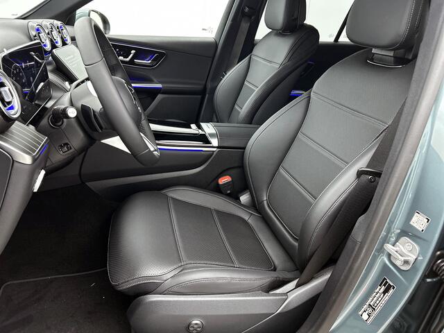 Mercedes-Benz GLC-KLASSE 300e 4MATIC Business Solution Luxury | Comfortpakket Plus | Parkeerpakket | Trekhaak | Panoramaschuifdak | DISTRONIC | Sierdelen hout aluminiumlines | URBAN GUARD Plus | Dakhemel stof zwart |