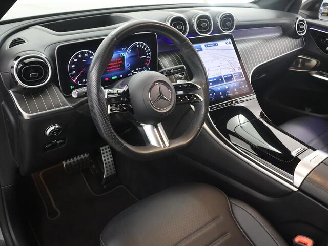 Mercedes-Benz GLC-KLASSE 400e 4MATIC AMG Line | Luchtvering | Trekhaak | Leder | Panoramadak | Head Up display | 360 graden camera | Sfeerverlichting |