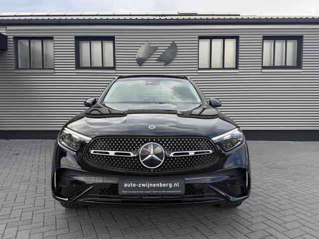 Mercedes-Benz GLC-KLASSE 300e 4MATIC AMG|Luchtvering|Pano|Trekhaak|Aasbes|
