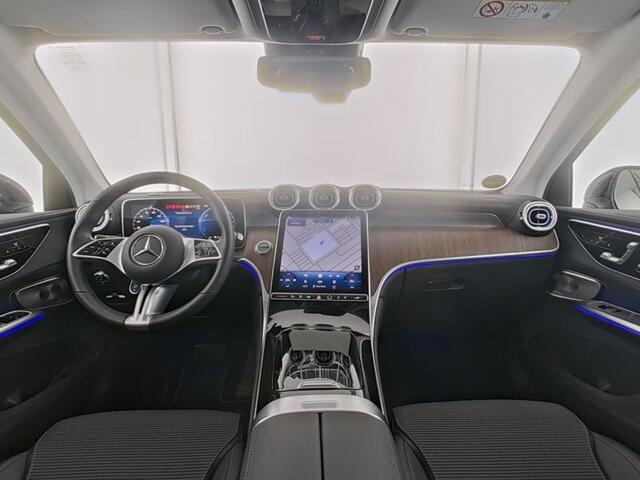 Mercedes-Benz GLC-KLASSE 300 e 4MATIC Plug-In Hybride Panorama Schuif-Kanteldak | Head-up-Display | Burmester® 3D-Surround-Soundsystem | Memory Voorstoelen. Inclusief 24 maanden MB Certified garantie voor Europa.