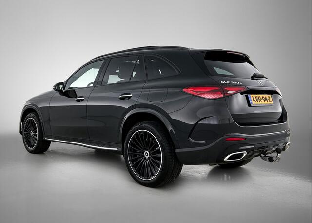Mercedes-Benz GLC-KLASSE 300 e 4MATIC AMG Plug-In Hybride AMG Line | Night Pakket | Panorama Schuif-Kanteldak | Distronic | Parkeerpakket met 360°-camera. Inclusief 24 maanden Mercedes-Benz Certified garantie voor Europa.