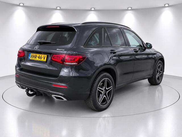 Mercedes-Benz GLC-KLASSE 300e 4MATIC AMG Panodak Trekhaak Camera Nightpakket Adaptivecruise Android/AppleCarplay