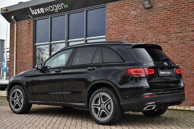 Mercedes-Benz GLC-KLASSE 300e 4M AMG Pano Luchtv Distr HUD 360 Stoel-ventilatie Memory Night
