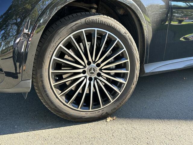 Mercedes-Benz GLC-KLASSE 300e AMG 4Matic // Trekhaak // Memory // 360 Camera // Panoramadak // Digital Light // Night pakket // Keyless // Augmented