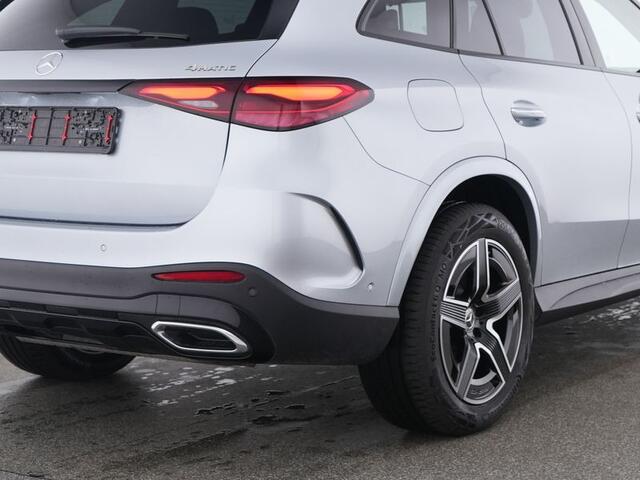 Mercedes-Benz GLC-KLASSE 400e 4MATIC AMG Line Premium I Panoramadak I Trekhaak I 360 camera I I Head-up I Stoelverwarming V + A I Burmester I Winterpakket I Keyless-GO I DIGITAL LIGHT I I Carplay I Distronic I Night pakket I Rij assistent plus I