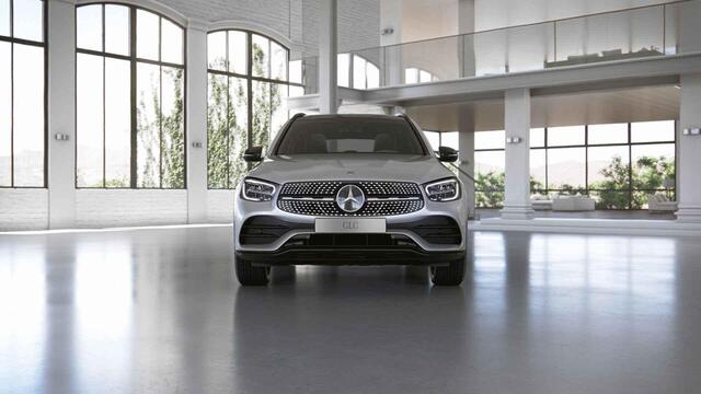 Mercedes-Benz GLC-KLASSE 200 Advantage | Trekhaak | Panoramadak | Night | Achteruitrijcamera | Stoelverwarming |