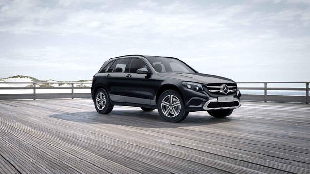 Mercedes-Benz GLC-KLASSE 250 4MATIC Premium Plus | Trekhaak | Panoramadak | Stoelventilatie | Memory | 360 graden camera |