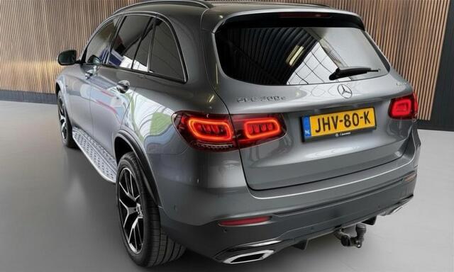 Mercedes-Benz GLC-KLASSE 300e 4M Bns Sol. AMG