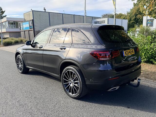 Mercedes-Benz GLC-KLASSE 300e Hybrid 4MATIC 320PK AMGoPanooBurmester