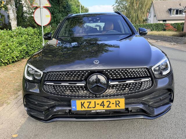 Mercedes-Benz GLC-KLASSE 300e Hybrid 4MATIC 320PK AMGoPanooBurmester