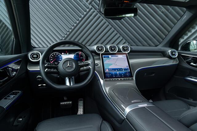 Mercedes-Benz GLC-KLASSE 300e 4MATIC AMG Line ACC Pano 360 Digital Light Memory Stoelverw. Ambient Night AMG Line