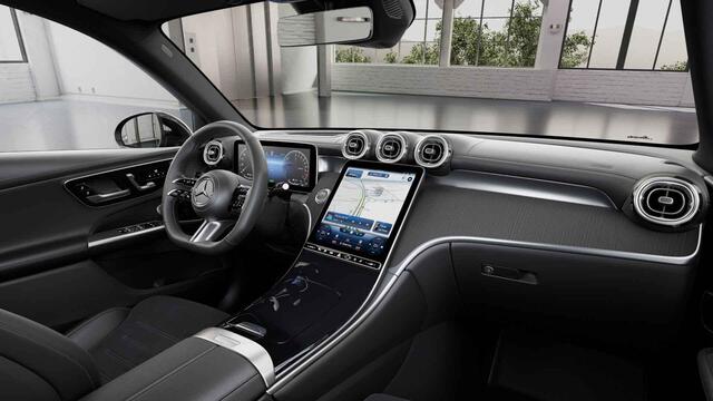 Mercedes-Benz GLC-KLASSE 300e 4MATIC Business Line | Trekhaak | AMG | Luchtvering | Achterasbesturing | Burmester | Panoramadak |Head Up | 360 graden camera |