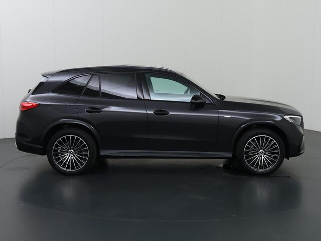 Mercedes-Benz GLC-KLASSE 300e 4MATIC AMG Line | Night | Trekhaak | Panoramadak | Memory | Rijassistentiepakket Plus | 360 graden camera |