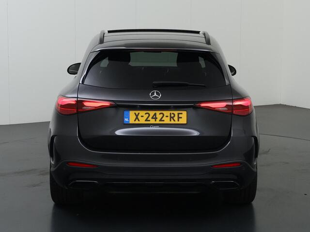 Mercedes-Benz GLC-KLASSE 300e 4MATIC AMG Line | Burmester | Luchtvering | Achterasbesturing | Panoramadak | 360 graden camera | Matrix Led koplampen | Nappaleder |