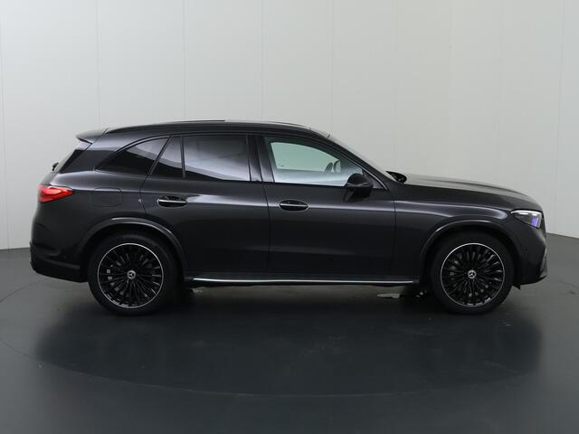 Mercedes-Benz GLC-KLASSE 300e 4MATIC AMG Line | Burmester | Luchtvering | Achterasbesturing | Panoramadak | 360 graden camera | Matrix Led koplampen | Nappaleder |