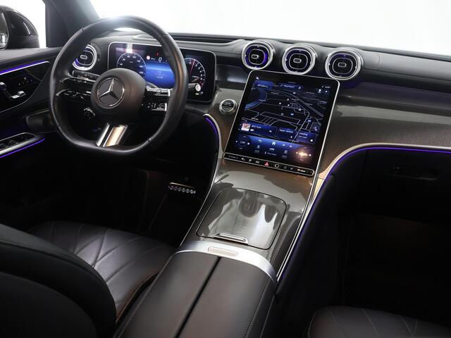 Mercedes-Benz GLC-KLASSE 300e 4MATIC AMG Line | Burmester | Luchtvering | Achterasbesturing | Panoramadak | 360 graden camera | Matrix Led koplampen | Nappaleder |
