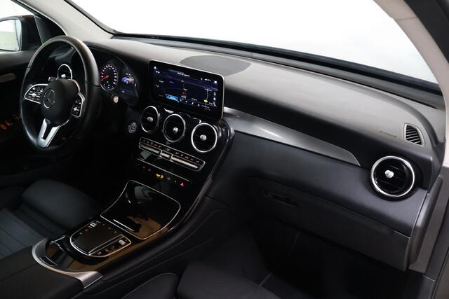 Mercedes-Benz GLC-KLASSE 300e 4MATIC Business Solution | Cam | Dab | Stoelverwarming |