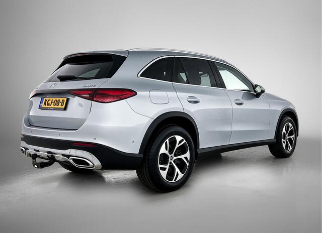 Mercedes-Benz GLC-KLASSE 300 e 4MATIC Plug-In Hybride Trekhaak | Stoelverwarming voor en achter | Memory voorstoelen | Stuurverwarming | Parkeerpakket met achteruitcamera. Inclusief 24 maanden MB Certified garantie voor Europa.