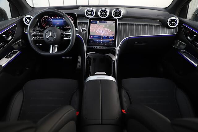 Mercedes-Benz GLC-KLASSE 400e AMG 4-Matic | 381PK | Head-up | Keyless-go | Burmester | Pano | Sfeerverl. | Distronic+ | Trekhaak | Memory | 2025.