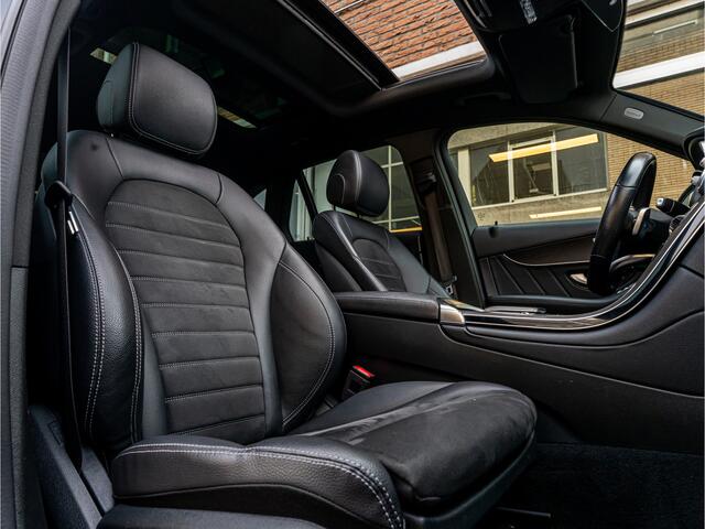 Mercedes-Benz GLC-KLASSE 300e 4MATIC Premium AMG PANO 20 INCH CAMERA MEMORY STOELEN TREEPLANKEN NIGHT PAKKET