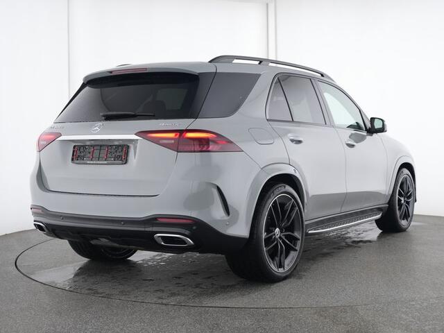 Mercedes-Benz GLE-KLASSE 400 e 4MATIC AMG Plug-In Hybride AMG Line | Night Pakket | Trekhaak | Panorama Schuif=Kanteldak | 22 Inch AMG Velgen | Airmatic. Inclusief 24 maanden MB Certified garantie voor Europa.