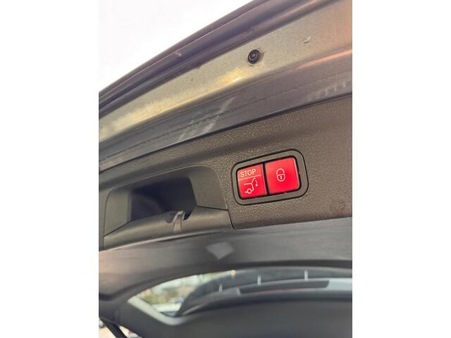 Mercedes-Benz GLE-KLASSE 450 4MATIC Premium Plus AMG Luchtvering Pano Treeplanken Navi Burmeister 22"