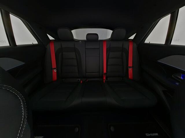 Mercedes-Benz GLE-KLASSE Coupé Mercedes-AMG 53 Hybrid 4MATIC+ Premium Plus | Trekhaak | Panoramadak | Burmester® | 22 Inch AMG Velgen | Memory Voorstoelen | 360°-Camera. Inclusief 24 maanden MB Certified garantie voor Europa.