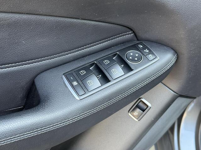 Mercedes-Benz GLE-KLASSE 400 4MATIC AMG Sport Edition Panorama dak | Or. NL auto | Dealer onderhouden