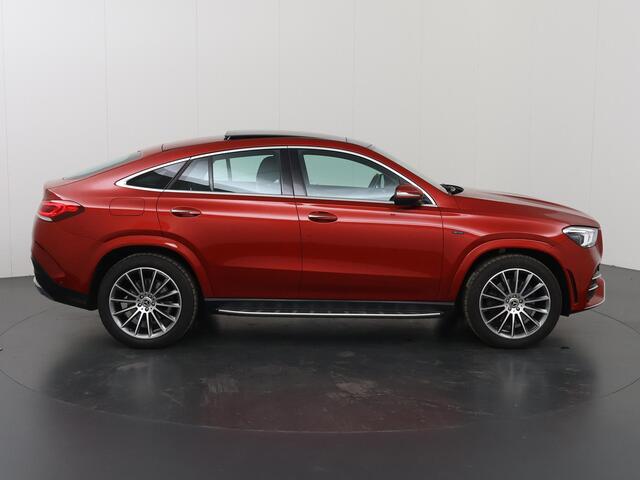 Mercedes-Benz GLE-KLASSE Coupé 350 de 4MATIC Premium | AMG | Panoramadak | Burmester | Trekhaak | Memory | Keyless | Stoelventilatie |