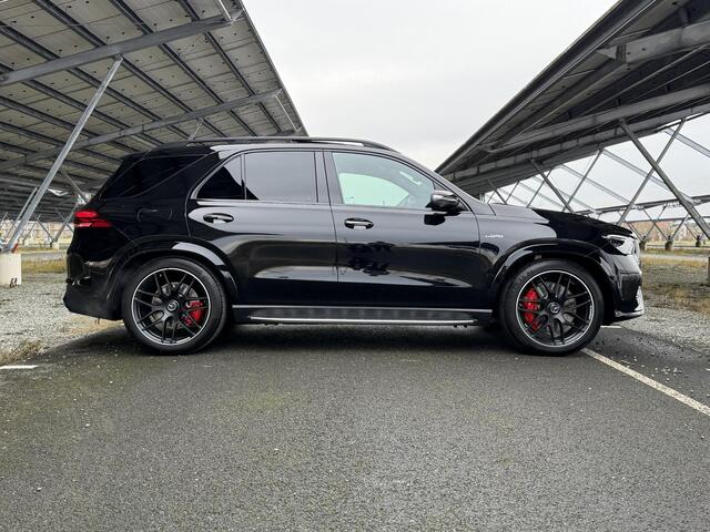 Mercedes-Benz GLE-KLASSE AMG 53 Hybrid 4MATIC+ Night Edition | Premium Plus | Panoramaschuifdak | Trekhaak | Treeplanken | 22" lichtmetalen velgen | AIRMATIC | Stoelventilatie |