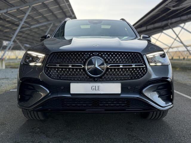 Mercedes-Benz GLE-KLASSE 400e 4MATIC Sport Edition | Night | Premium Plus | Panoramaschuifdak | AIRMATIC | Trekhaak | Burmester | Massagestoelen | 22 inch AMG Velgen | Winter pakket |