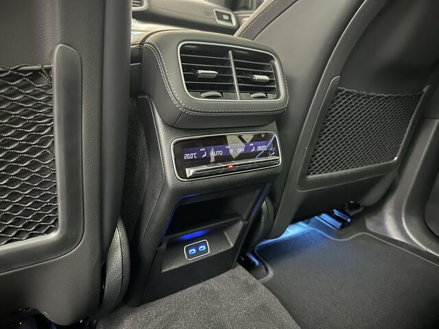 Mercedes-Benz GLE-KLASSE AMG 53 Hybrid 4MATIC+ | Nieuw! | Panorama | Massage | Soft-Close | ACC | 360 Camera | Stoelventilatie | Head-Up | Burmester | Trekhaak | Carbon | Stoelverwarming V+A | 4-Zone Clima | AMG Drive-Unit | ISO & Warmtewerend Glas | 22 Inch | Keyless-Go | Night-