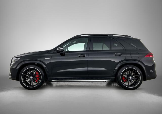 Mercedes-Benz GLE-KLASSE AMG 53 Hybrid 4MATIC+ Night Edition Premium Plus | Winterpakket | Sierelementen AMG Carbon | Trekhaak | Treeplanken | Sluitbekrachtiging | Rijassistentiepakket | Remklauwen in rood | 22 inch AMG velgen | 360°-camera | Stoelventilatie voor |