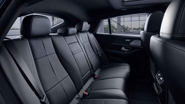 Mercedes-Benz GLE-KLASSE Coupé 350 e 4MATIC Executive | AMG | Night | Treeplanken | Luchtvering |Trekhaak | Burmester | Memory |