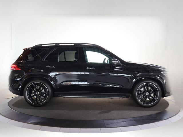 Mercedes-Benz GLE-KLASSE 400e 4MATIC Sport Edition Premium Plus | Night | Premium Plus | Panoramaschuifdak | AIRMATIC | Trekhaak | Burmester | Massagestoelen | 22 inch AMG Velgen | Winter pakket |