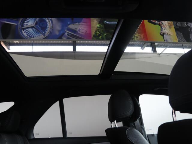 Mercedes-Benz GLE-KLASSE 400e 4MATIC Sport Edition Premium Plus | Night | Premium Plus | Panoramaschuifdak | AIRMATIC | Trekhaak | Burmester | Massagestoelen | 22 inch AMG Velgen | Winter pakket |