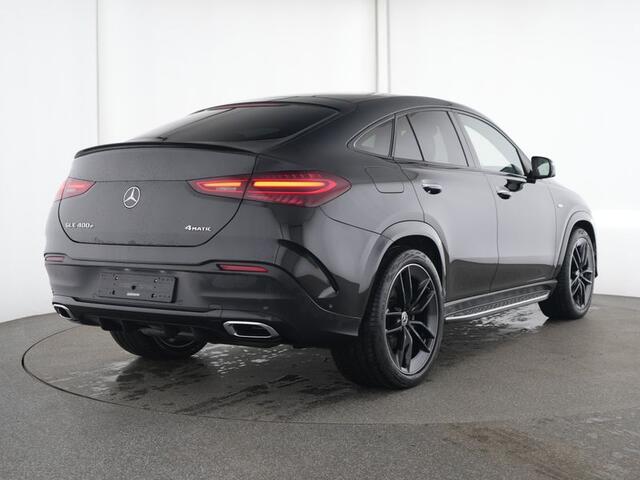 Mercedes-Benz GLE-KLASSE Coupé 400 e 4MATIC AMG Plug-In Hybride AMG Premium Plus | Night Pakket | Panoramadak | Airmatic | 22 Inch AMG Velgen. Inclusief 24 maanden MB Certified garantie voor Europa.