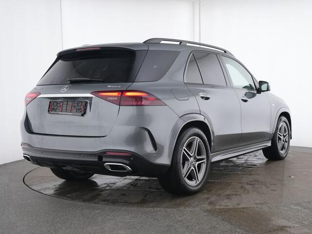 Mercedes-Benz GLE-KLASSE 400 e 4MATIC AMG Premium Plug-In Hybride AMG Line | Night Pakket | Panorama Schuif-Kantekldak | Trekhaak | Distronic | Head-up display. Inclusief 24 maanden MB Certified garantie voor Europa.