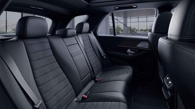 Mercedes-Benz GLE-KLASSE 350 de 4MATIC Premium Plus | AMG | Panoramadak | Luchtvering | Trekhaak | Burmester | Memory |