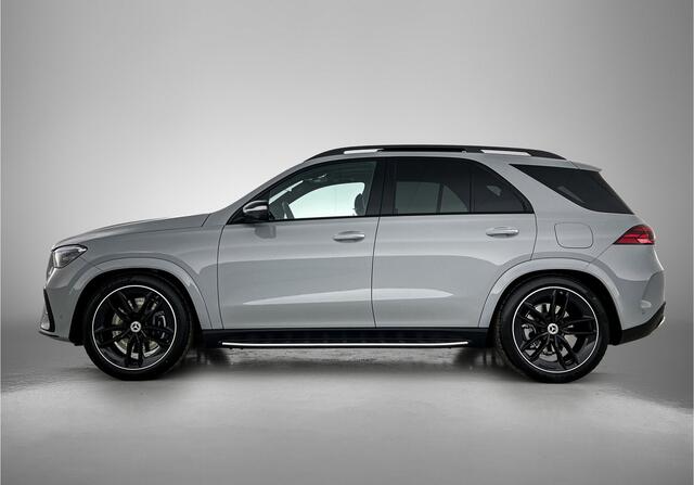 Mercedes-Benz GLE-KLASSE 400 e 4MATIC Sport Edition Premium Plus | Winterpakket | Nightpakket | Verlichte treeplanken | Trekhaak | Panoramaschuifdak | Sfeerverlichting | 22 inch vijf-dubbelspaaks AMG-velgen |