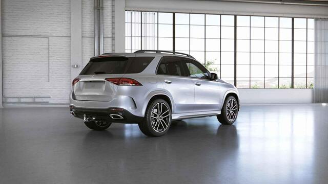 Mercedes-Benz GLE-KLASSE 350 e 4MATIC | AMG line | Night | Panoramadak | Trekhaak | Burmester | Rijassistentiepakket | Airmatic | 360 camera | Memory |