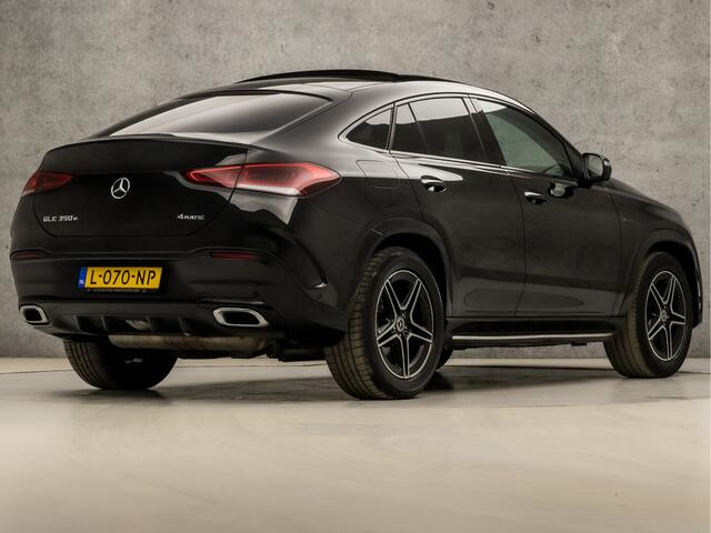 Mercedes-Benz GLE-KLASSE Coupé 350 e AMG 4MATIC 334Pk Automaat (PANORAMADAK, APPLE CARPLAY, LUCHTVERING, MEMORY SEATS, STOELKOELING, SFEERVERLICHTING, TREEPLANKEN, MULTIBEAM LED, ADAPTIVE CRUISE, TREKHAAK, 360 CAMERA, NIEUWSTAAT)