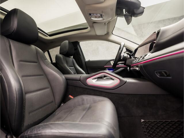 Mercedes-Benz GLE-KLASSE Coupé 350 e AMG 4MATIC 334Pk Automaat (PANORAMADAK, APPLE CARPLAY, LUCHTVERING, MEMORY SEATS, STOELKOELING, SFEERVERLICHTING, TREEPLANKEN, MULTIBEAM LED, ADAPTIVE CRUISE, TREKHAAK, 360 CAMERA, NIEUWSTAAT)