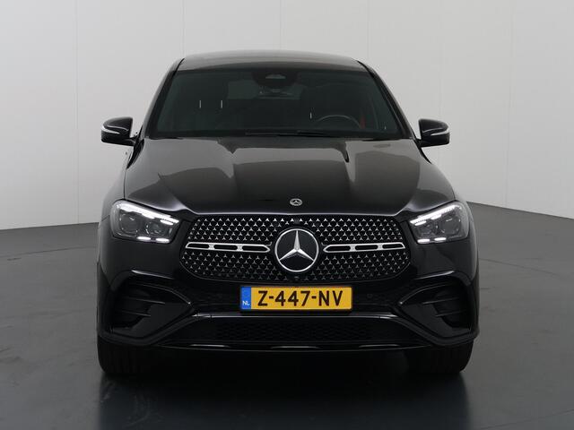 Mercedes-Benz GLE-KLASSE Coupé 350 de 4MATIC AMG Line Premium Plus | Luchtvering | Night | Panoramadak | Trekhaak | Burmester | Headup | Treeplanken | Zwart leer |