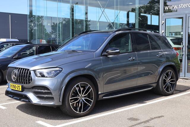 Mercedes-Benz GLE-KLASSE 580 4MATIC Premium Plus V8 I Luchtvering AIRMATIC I Panoramadak I 360 camera I Stoelverwarming- ventilatie I Memory pakket I Lederen bekleding I I Carbon sierdelen I 22' velgen I Keyless Go l DISTRONIC l