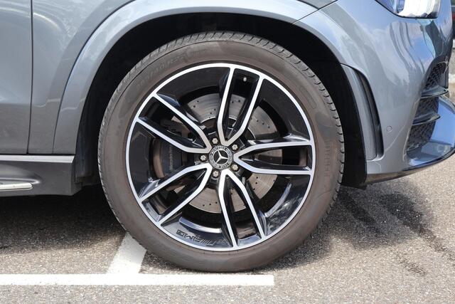 Mercedes-Benz GLE-KLASSE 580 4MATIC Premium Plus V8 I Luchtvering AIRMATIC I Panoramadak I 360 camera I Stoelverwarming- ventilatie I Memory pakket I Lederen bekleding I I Carbon sierdelen I 22' velgen I Keyless Go l DISTRONIC l
