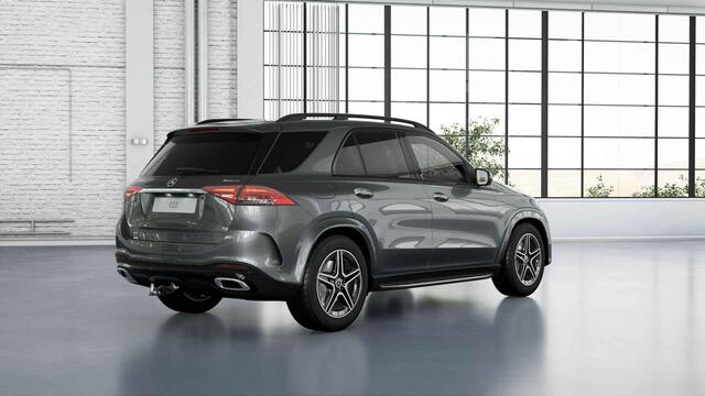 Mercedes-Benz GLE-KLASSE 350 de 4MATIC AMG Line Premium Plus | Panoramadak | Luchtvering | Burmester | Treeplanken | Trekhaak | Nappaleder |