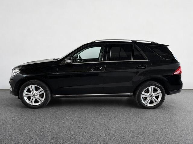 Mercedes-Benz GLE-KLASSE 350 d 4MATIC Trekhaak Panoramadak Camera Luchtvering Electrische Stoelen Cruise Control Dodehoek Navigatie Leder Stoelverwarming