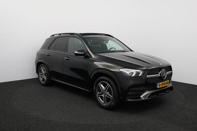 Mercedes-Benz GLE-KLASSE 350 e 4MATIC Premium Plus AMG/ Night Pakket/ Elek. Trekhaak/ 20'' LMV/ Keyless/ Wide-Screen/ Panorama-Dak/ Adaptive Cruise/ Zwarte-Hemel/ 360° Camera/ Luchtvering/ Stoelverw./ Burmester.